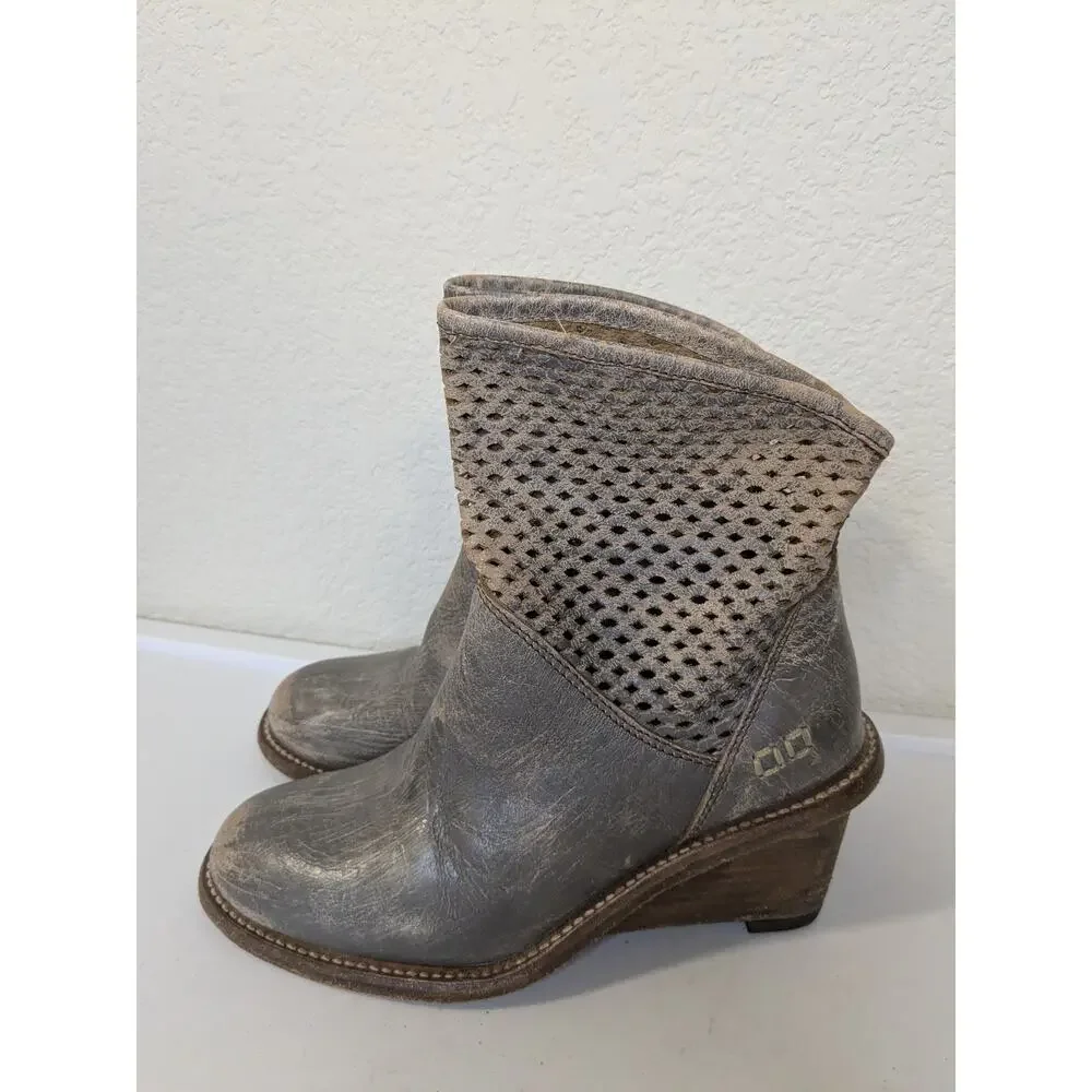 BED STU Dutchess Perforated Leather Wedge Boots Brown Womens Size 6 - Picture 5 of 9